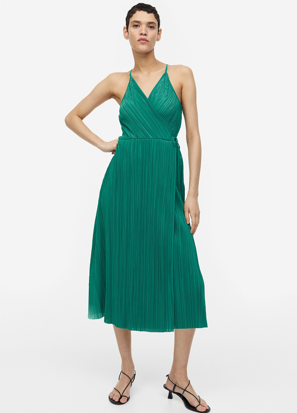 Зеленое кэжуал платье а-силуэт, на запах, с открытой спиной H&M однотонное