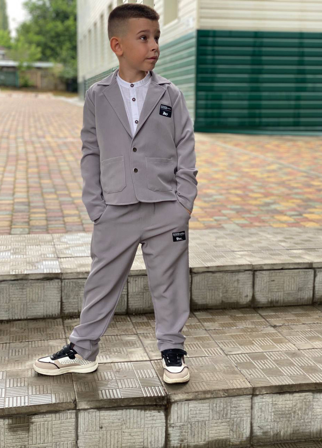 Сірий демісезонний костюм (піджак, штани) брючний BRAZERS