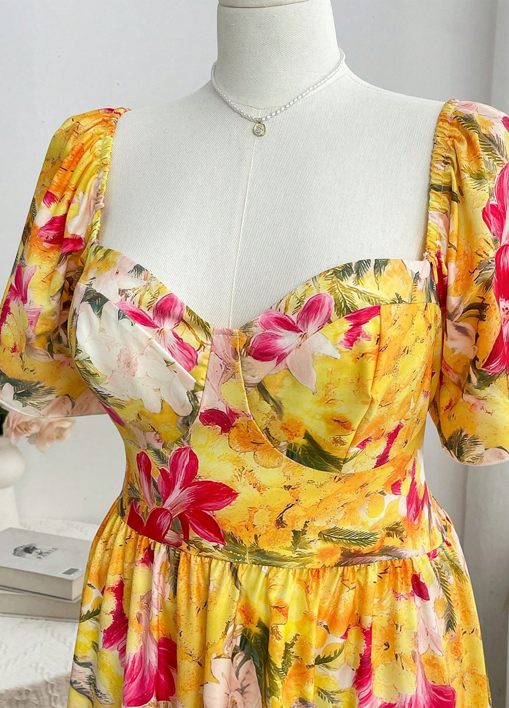 Жовтий кежуал сукня SHEIN з квітковим принтом