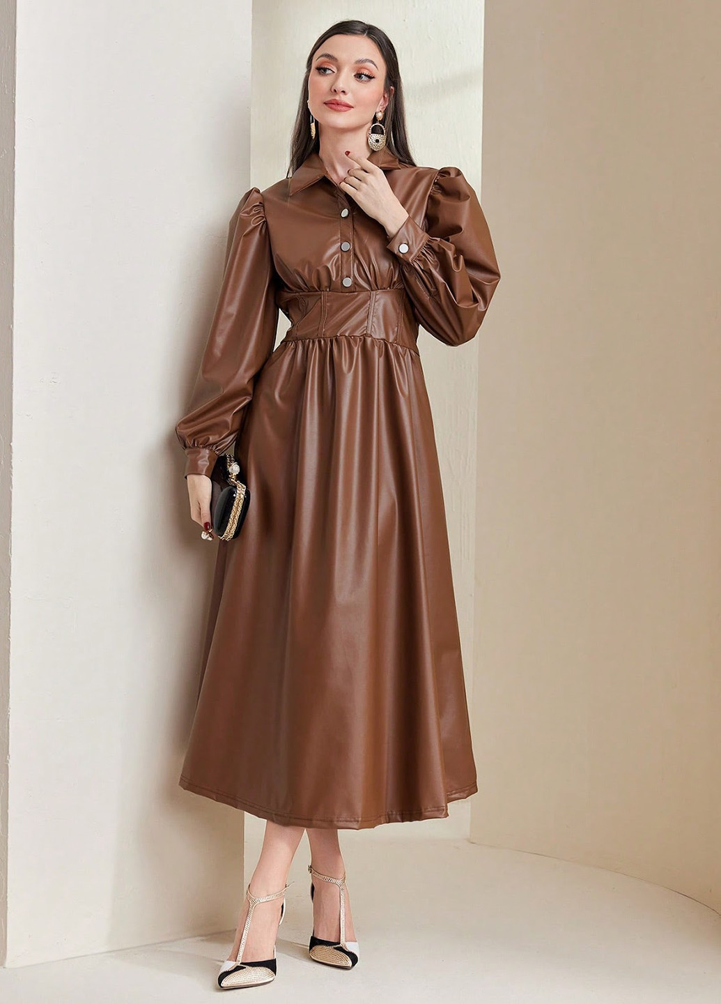 Коричневое кэжуал платье рубашка, клеш, с корсетом SHEIN однотонное