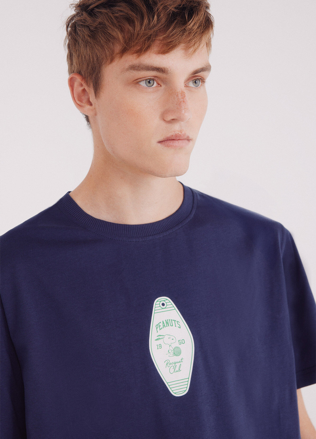 Темно-синя футболка Springfield