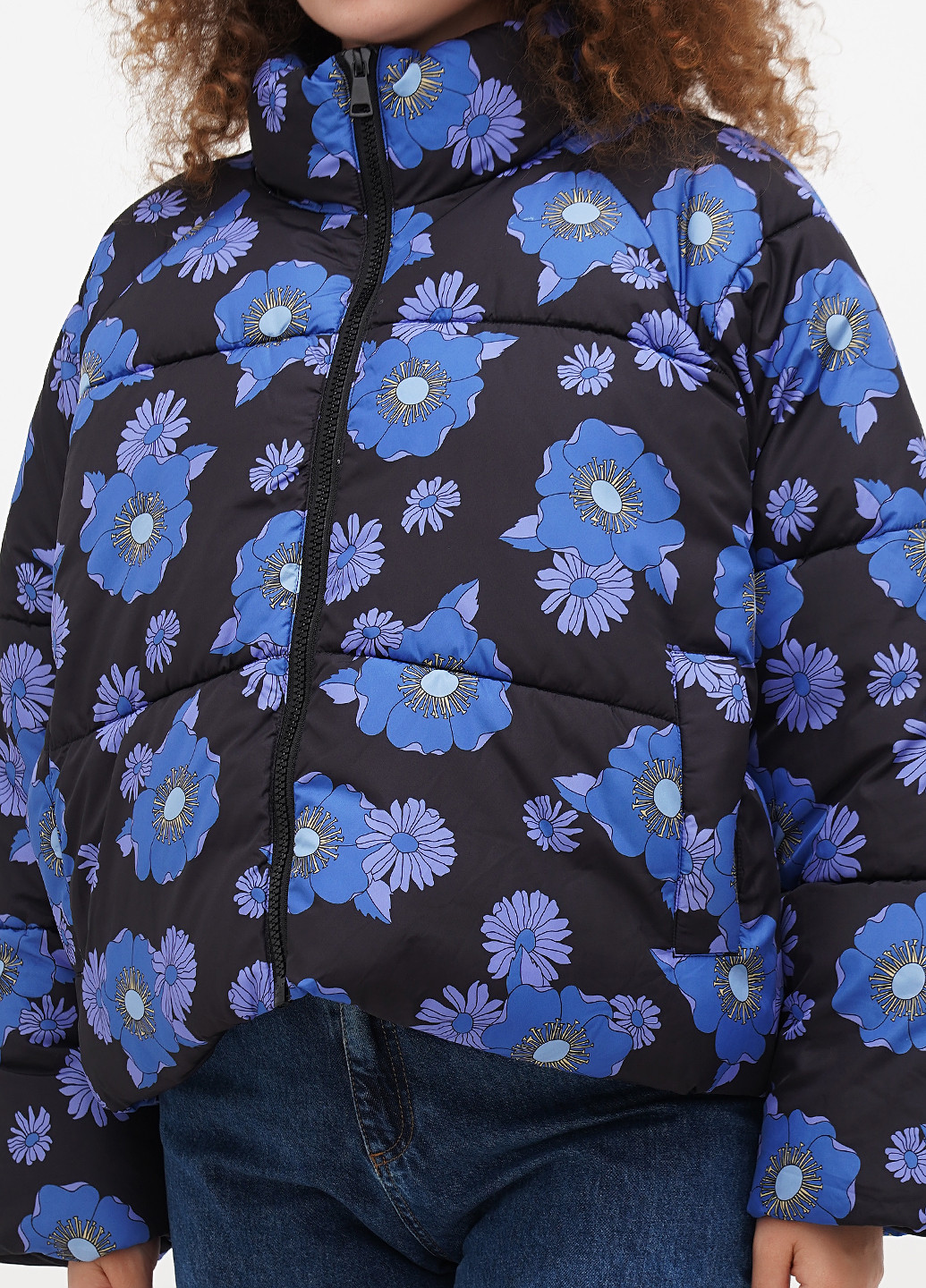 Чорна зимня куртка Monki