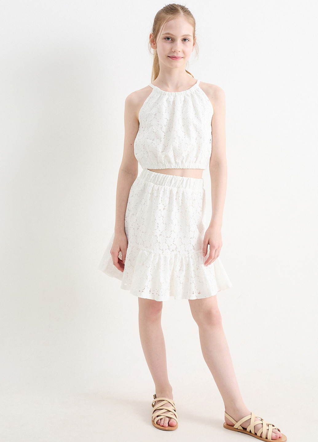 Белый летний костюм (топ, юбка) C&A