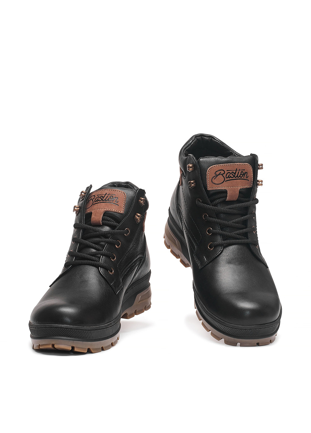 Черные зимние ботинки Bastion