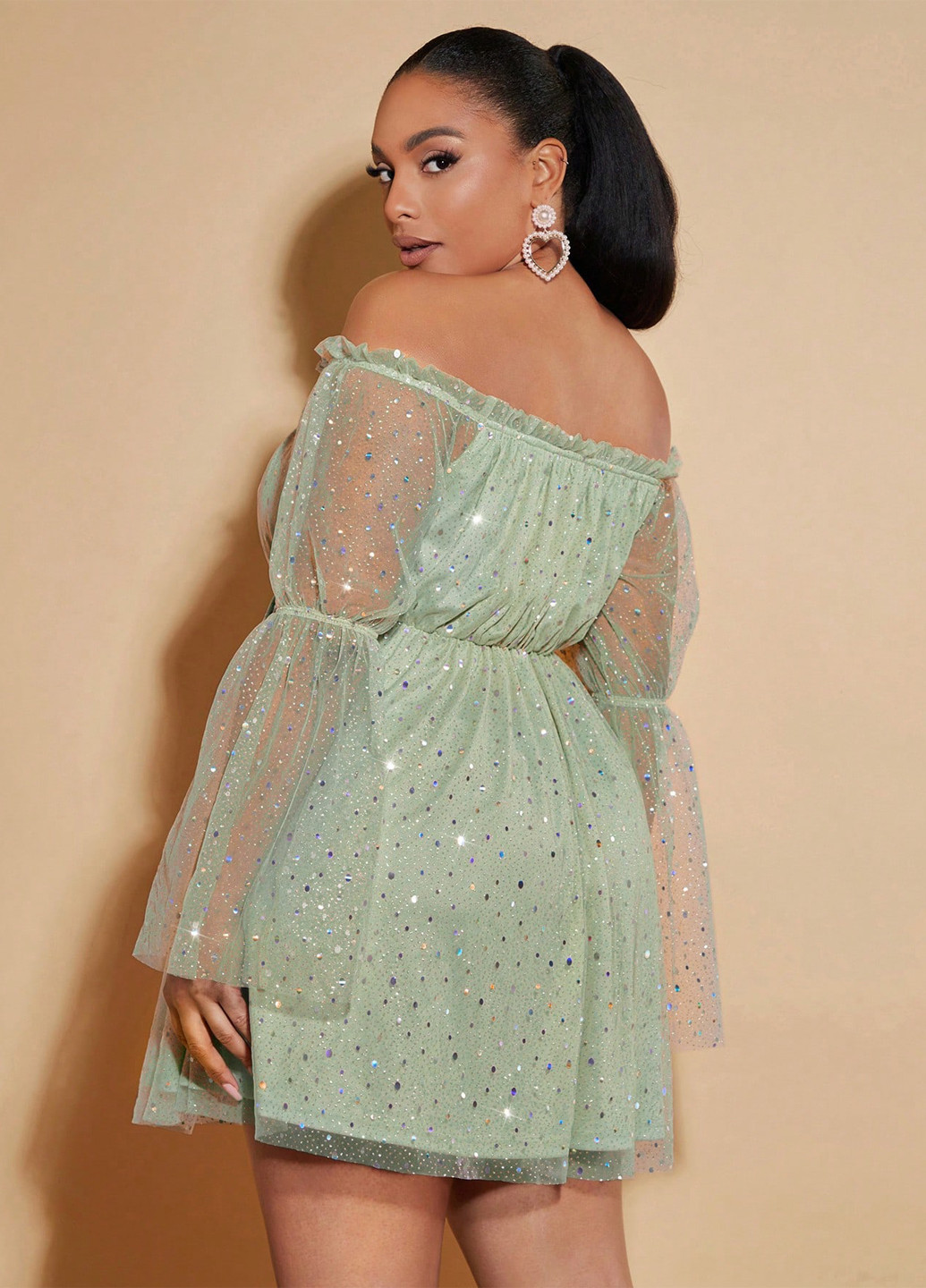 Мятное праздничный платье с открытыми плечами, клеш SHEIN однотонное