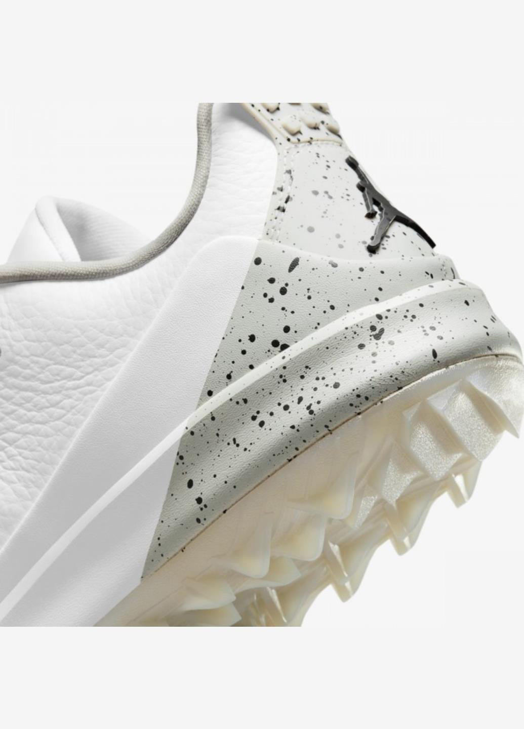 Белые демисезонные кроссовки cw7242-100 Jordan ADG 3