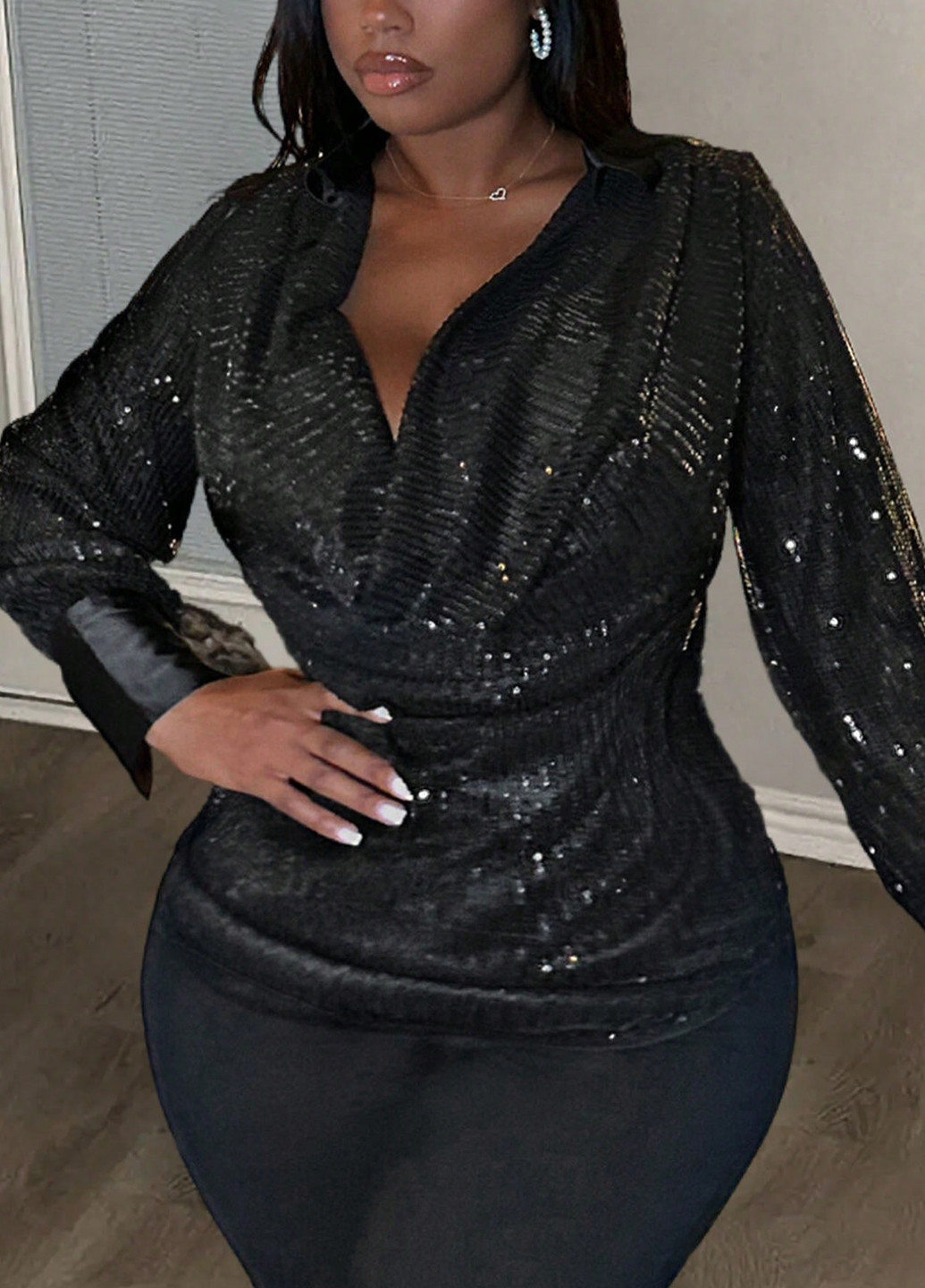 Чёрная блуза SHEIN