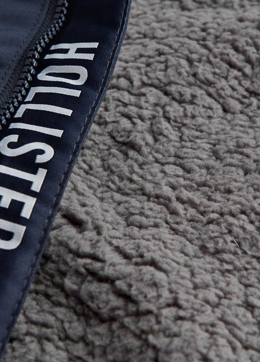 Темно-синяя зимняя куртка Hollister
