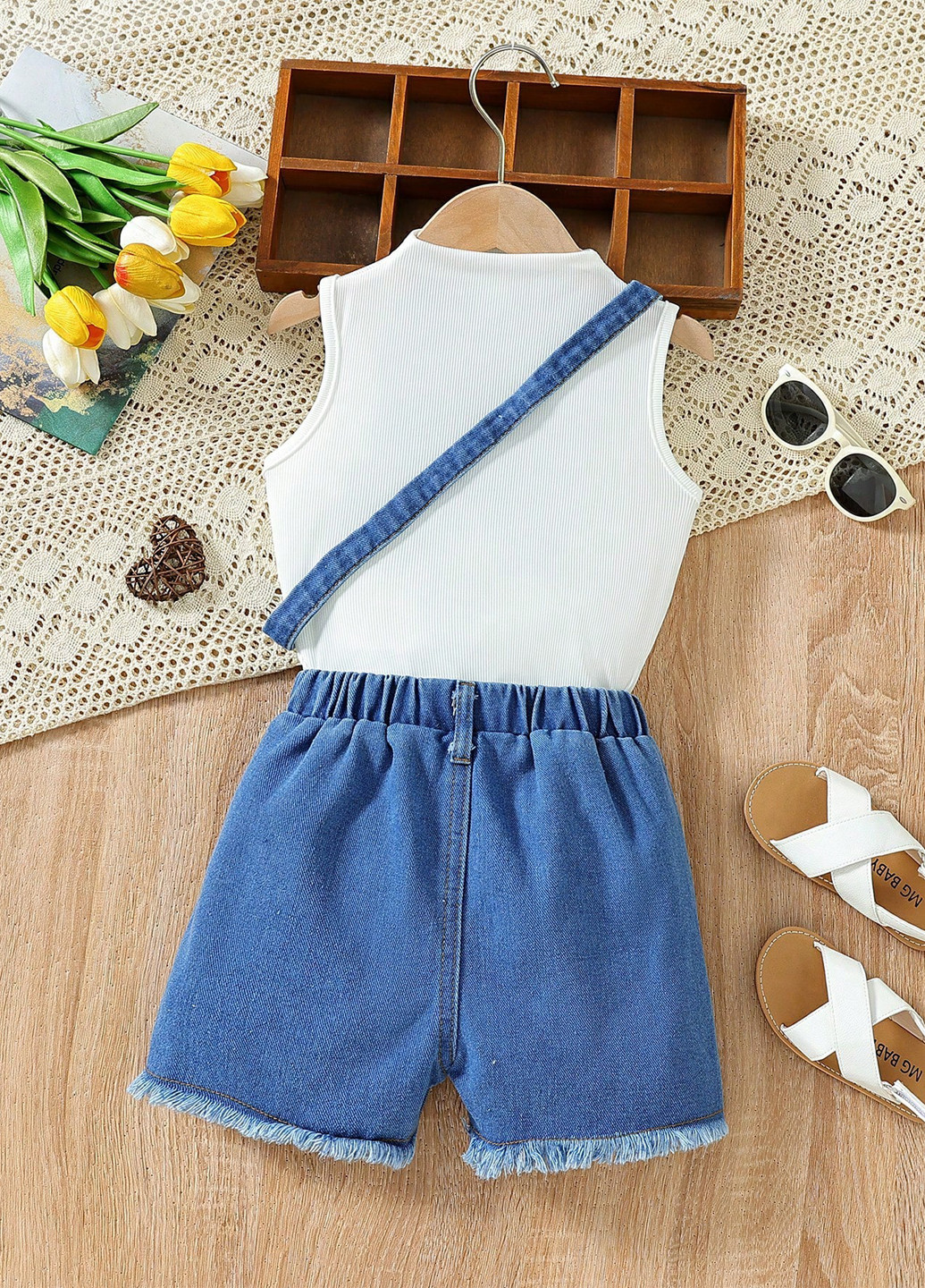 Белый летний комплект (майка, шорты, сумка) SHEIN