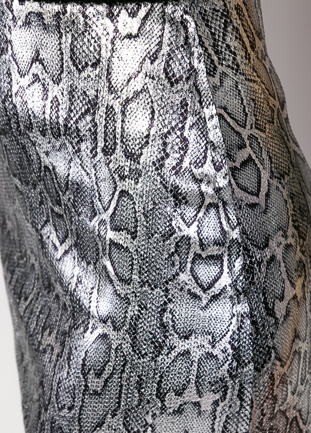 Серебристая кэжуал с анималистичным узором юбка Time of Style