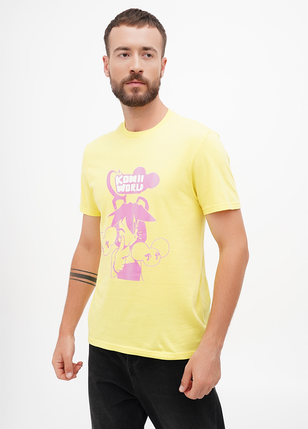 Світло-жовта футболка District