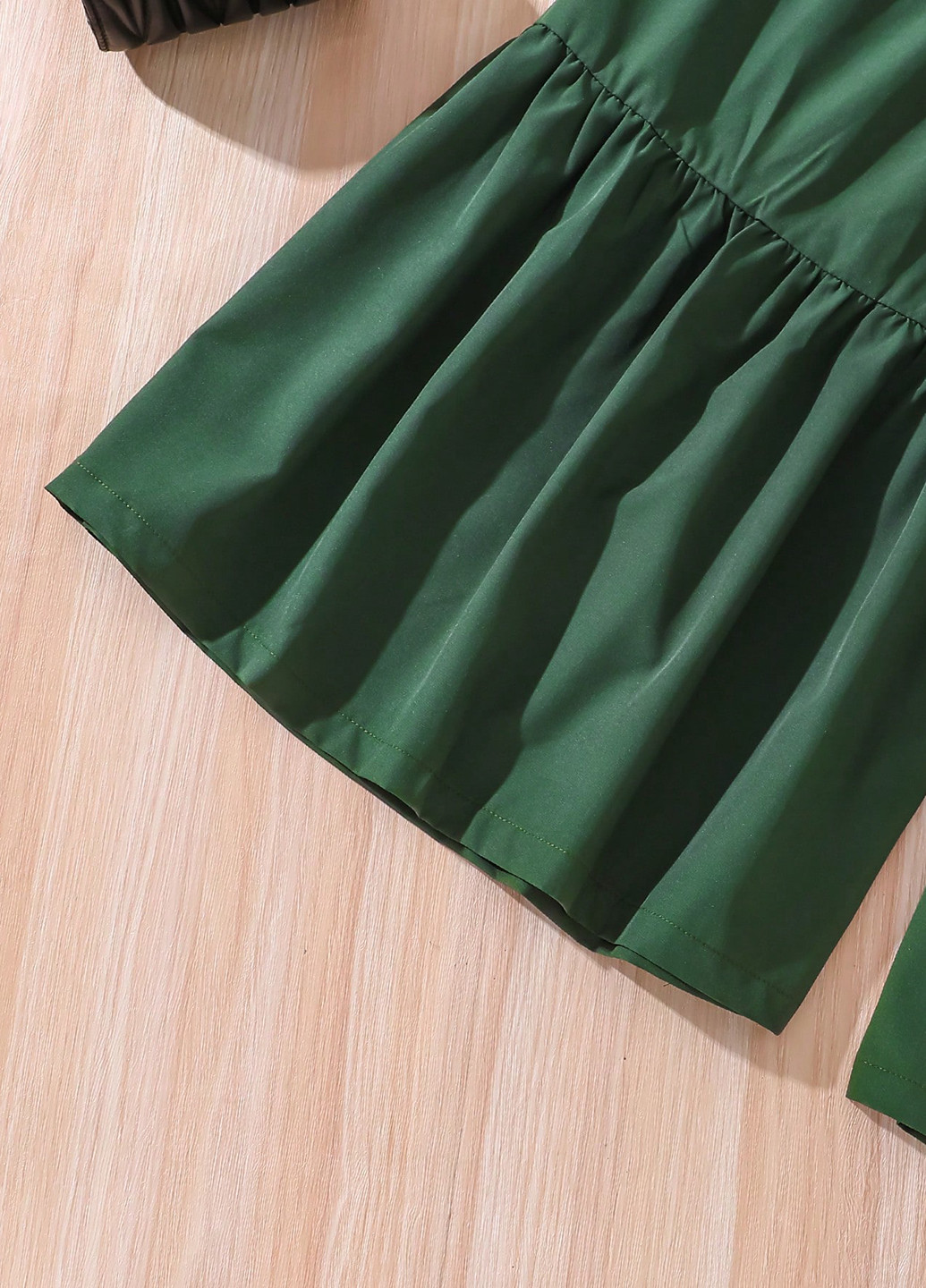 Оливковый летний комплект (блуза, брюки) SHEIN