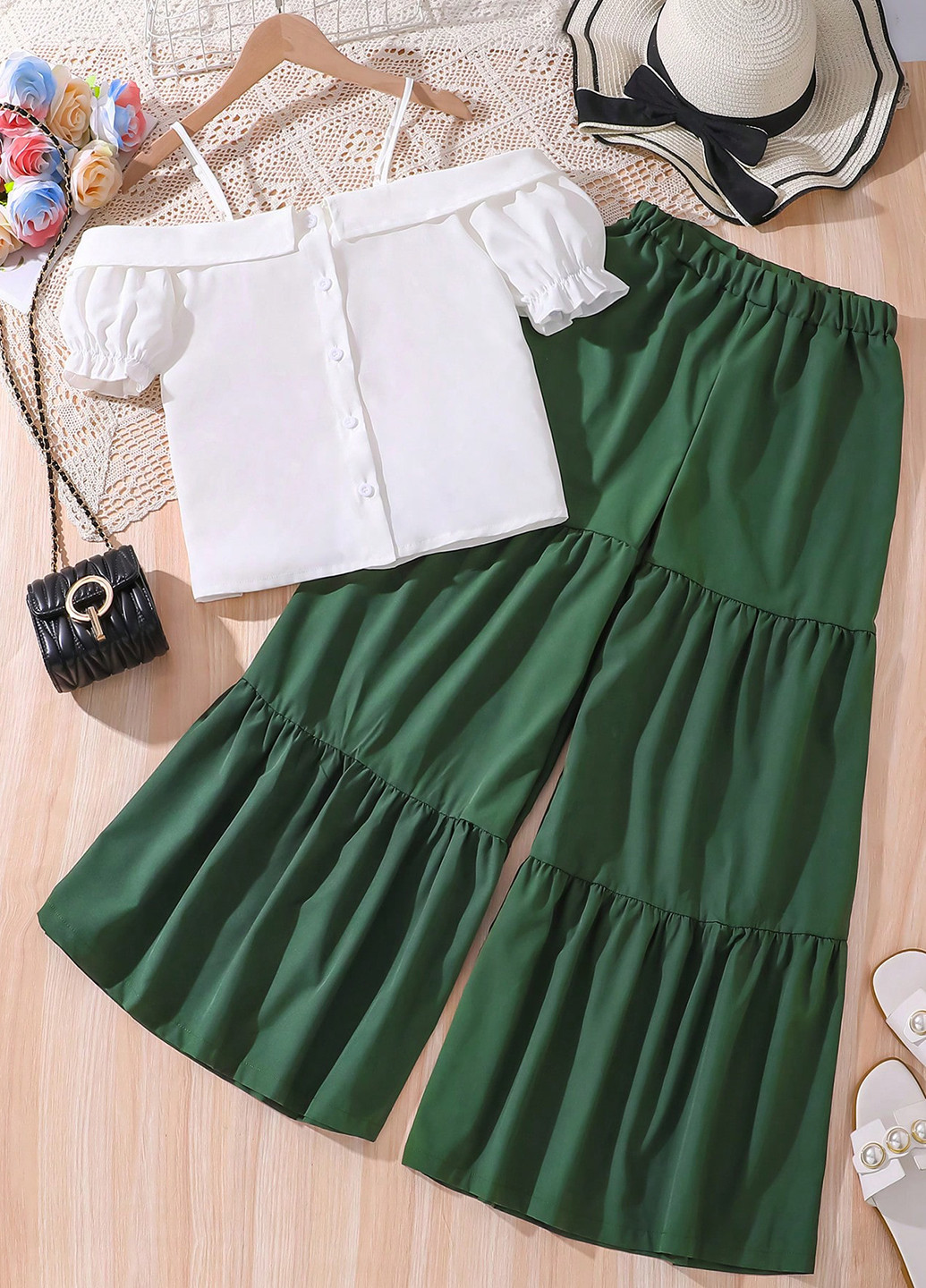 Оливковый летний комплект (блуза, брюки) SHEIN