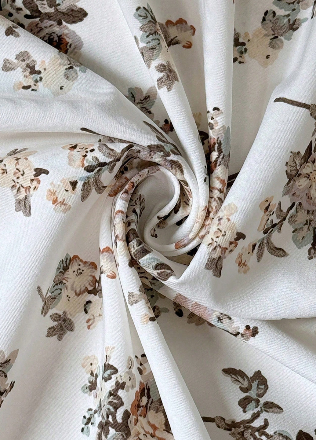 Молочное кэжуал платье клеш SHEIN с цветочным принтом