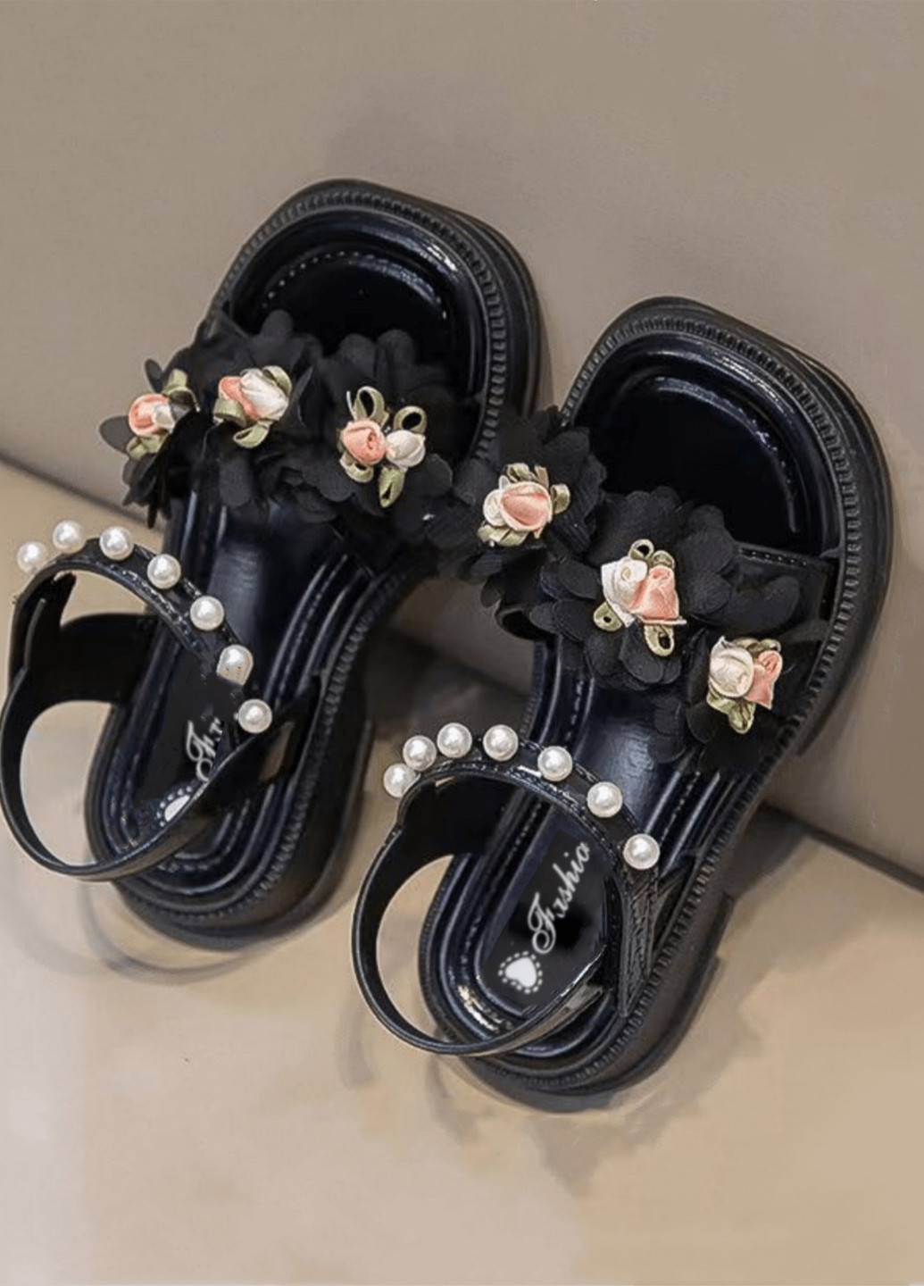 Черные босоножки SHEIN с бусинами, с цветами