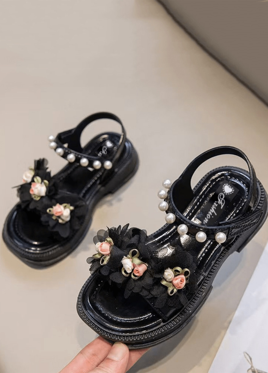 Черные босоножки SHEIN с бусинами, с цветами
