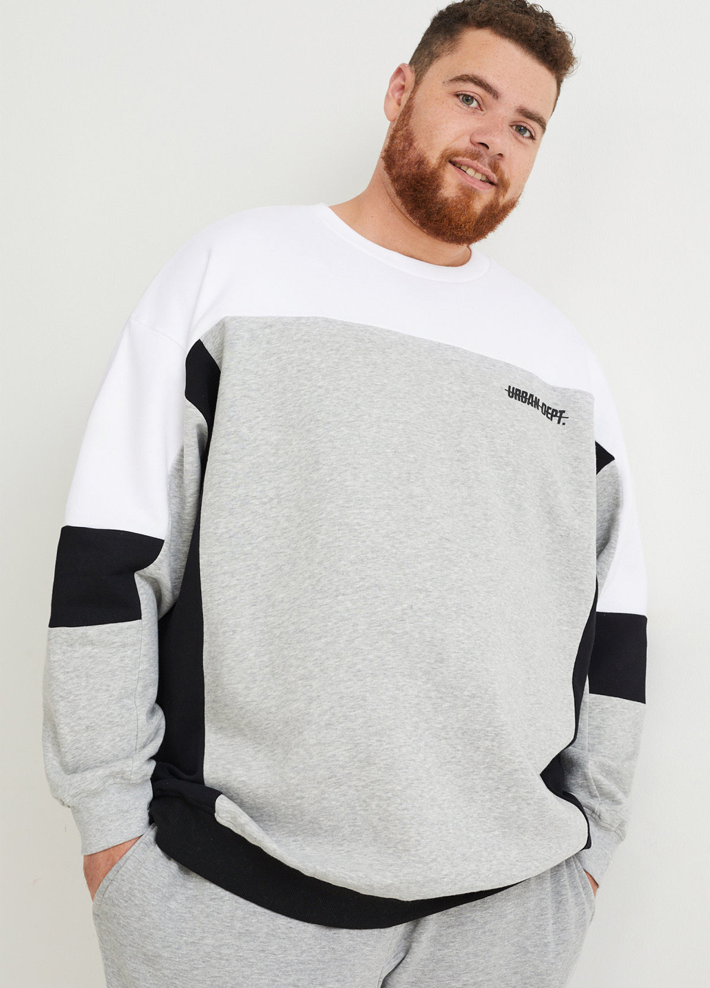 Комбинированный свитшот C&A меланж без декора (352939151)