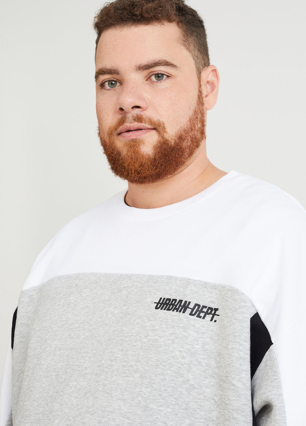 Комбинированный свитшот C&A меланж без декора (352939151)