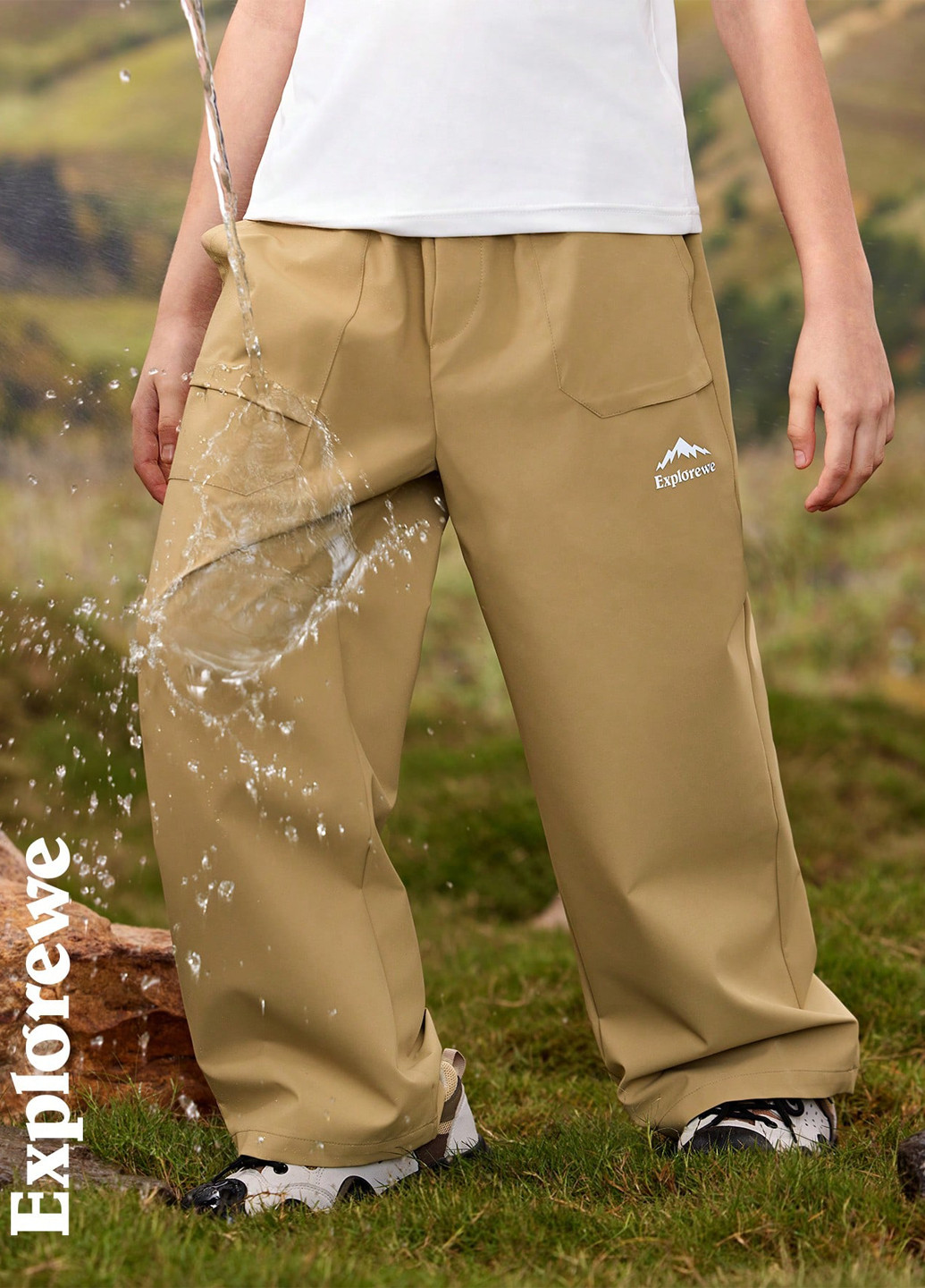 Бежевые спортивные, кэжуал демисезонные брюки прямые SHEIN