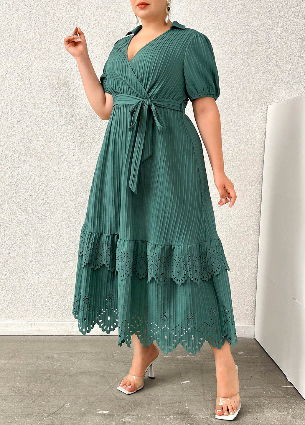 Зеленое кэжуал платье а-силуэт, клеш SHEIN однотонное