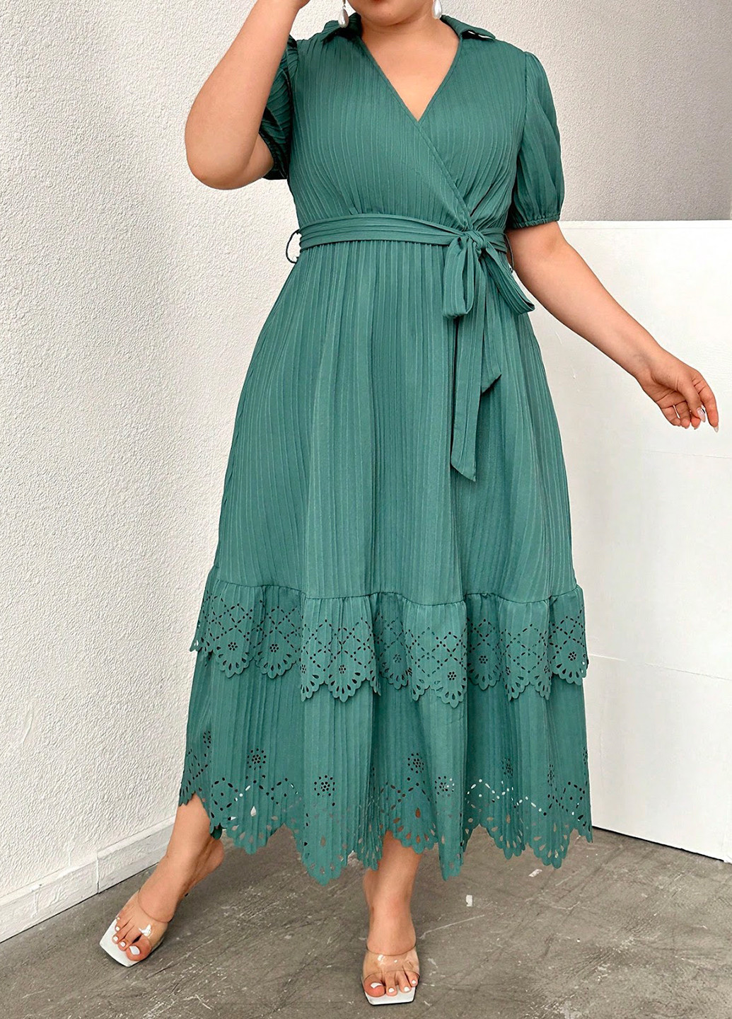 Зеленое кэжуал платье а-силуэт, клеш SHEIN однотонное