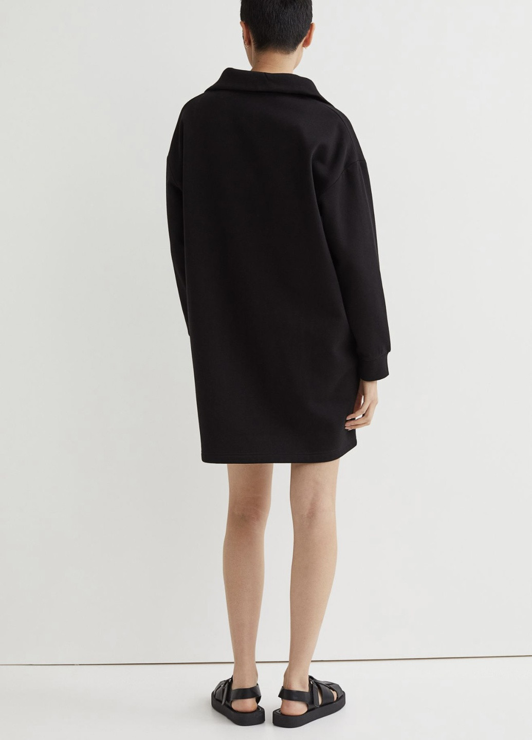 Чорна кежуал трикотажна сукня на флісі сукня-світшот H&M однотонна