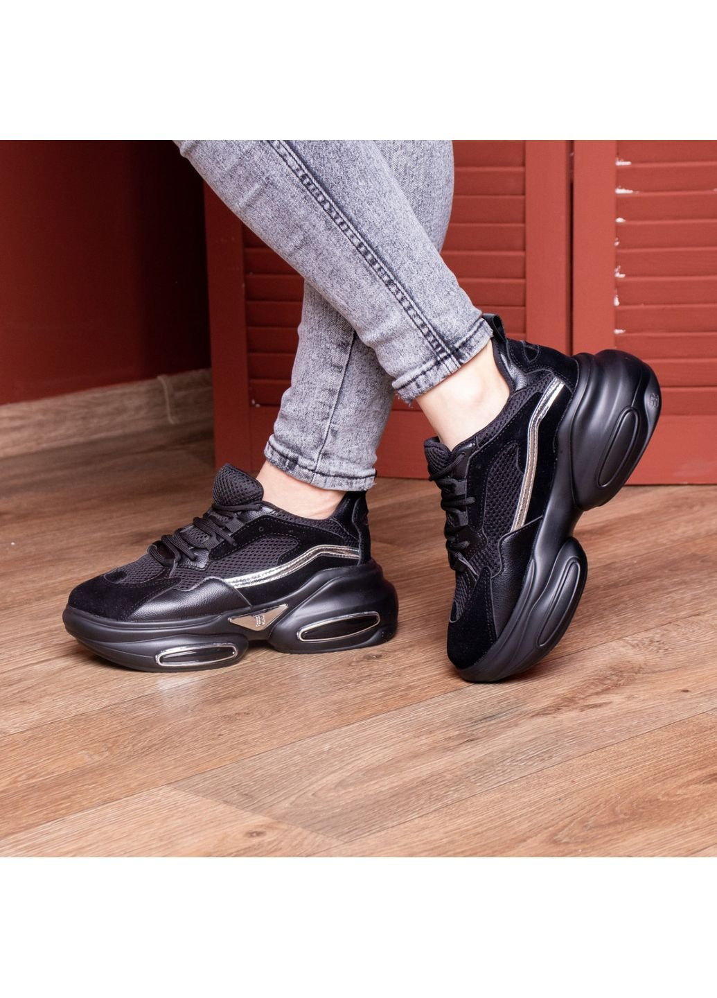 Чорні осінні кросівки жіночі yushamishi 2660 38 24 см чорний Fashion