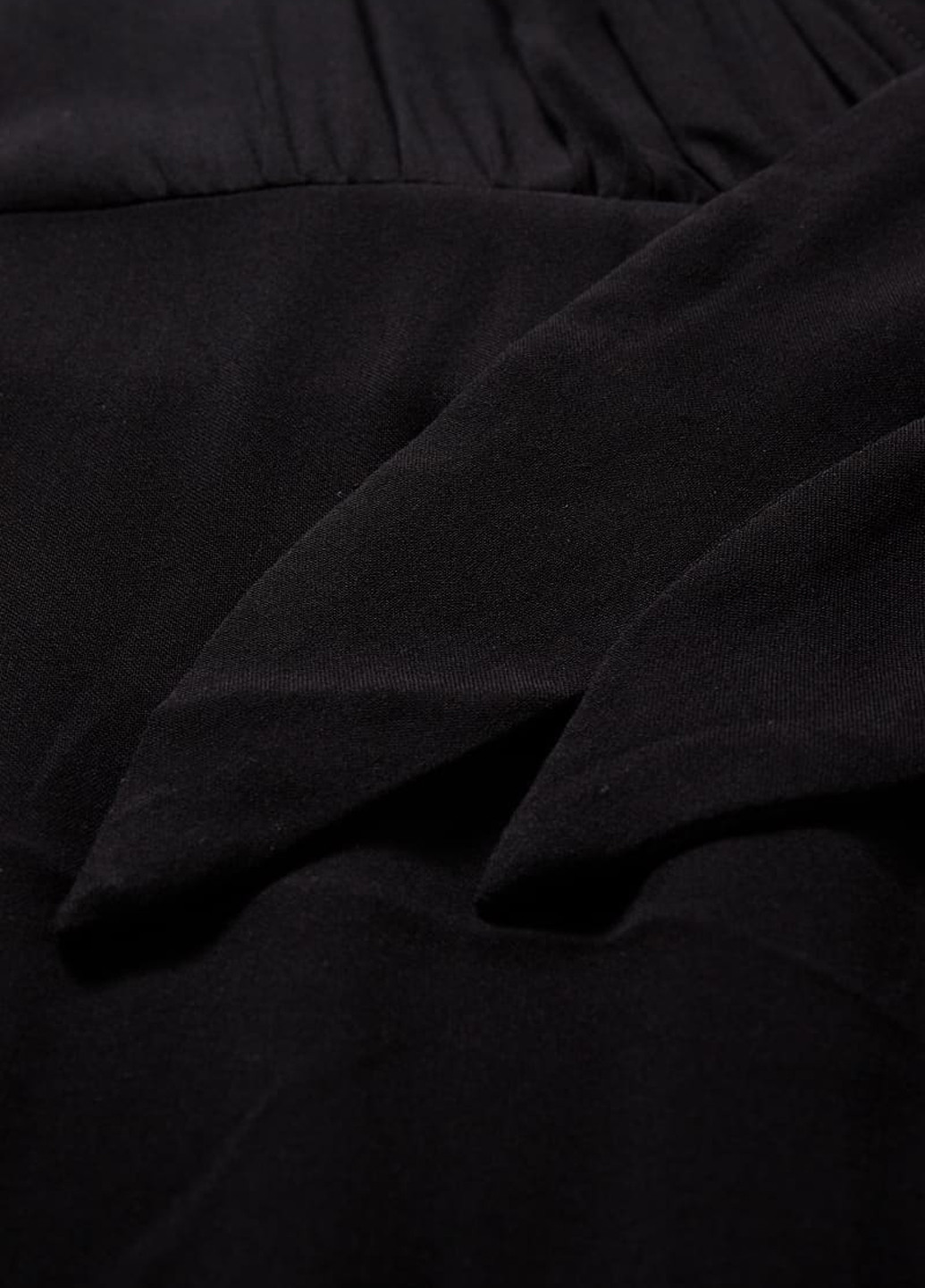 Черное кэжуал платье на запах C&A однотонное