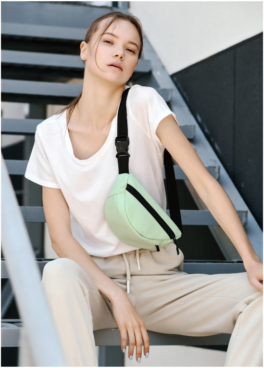 Женская поясная сумка бананка 24х15х8 см Sambag (255710395)