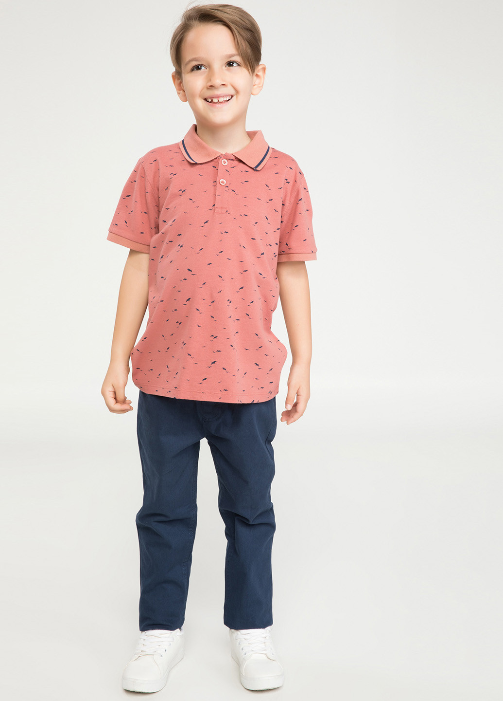 Розовая детская футболка-поло для мальчика DeFacto