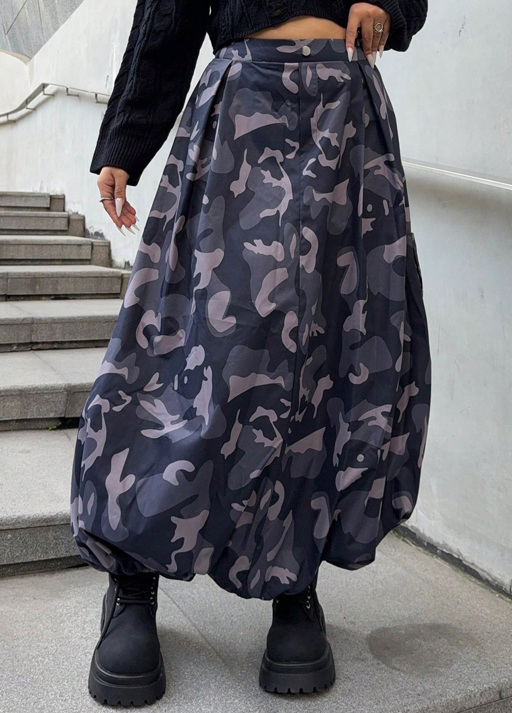 Серая кэжуал камуфляжная юбка SHEIN баллон, карго