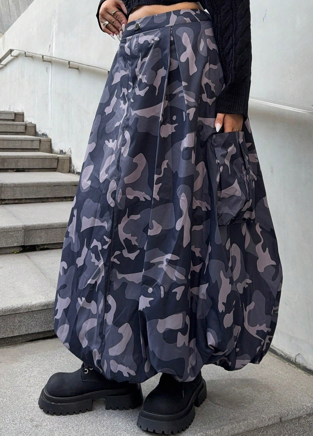 Серая кэжуал камуфляжная юбка SHEIN баллон, карго