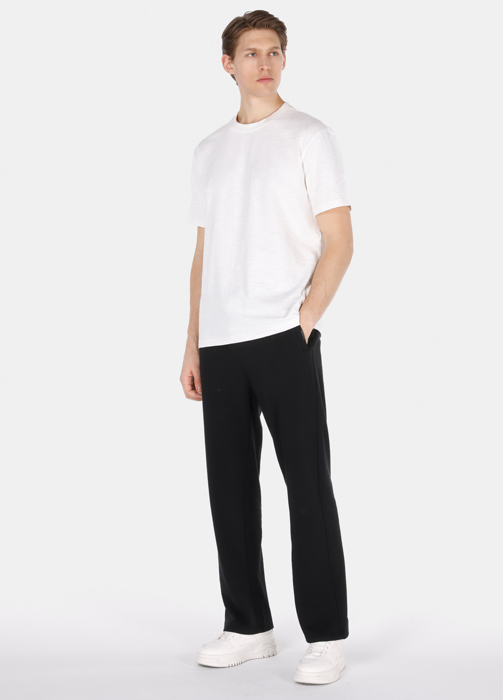 Молочна футболка Colin's