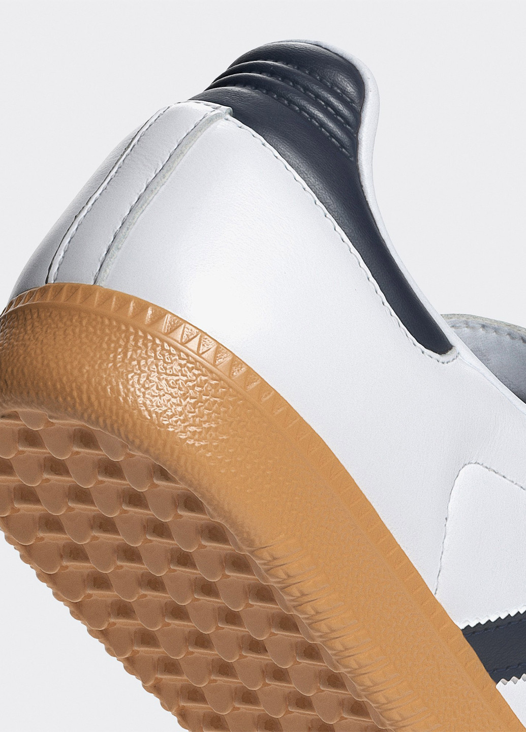 Белые всесезонные кроссовки adidas SAMBA OG