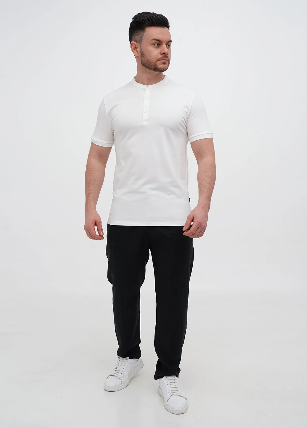Белая футболка Trend Collection