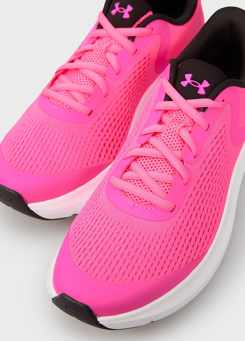 Розовые летние кроссовки Under Armour