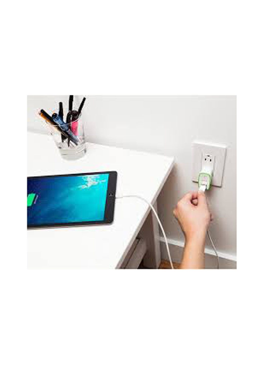 Сетевое ЗУ Belkin USB Home Charger (2.4Amp) c кабелем Lightening to USB-A, 1.2m, Wht (F8J125vf04-WHT) белое