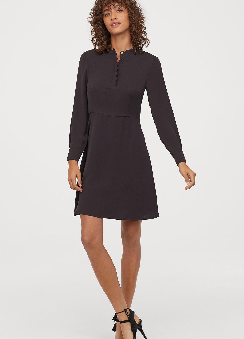 Чорна сукня H&M однотонна