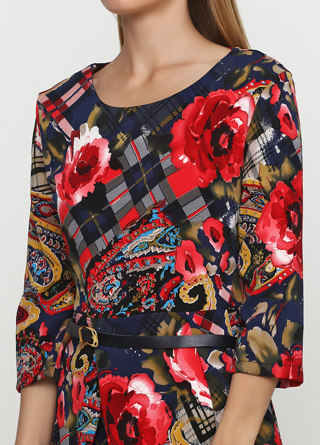 Красное кэжуал платье футляр Imperial с цветочным принтом