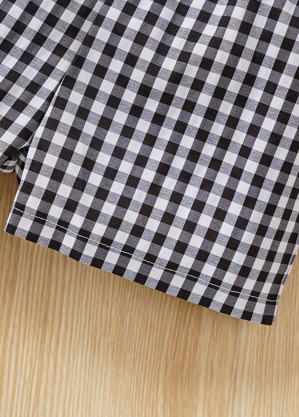 Черно-белый летний костюм (топ, шорты) SHEIN