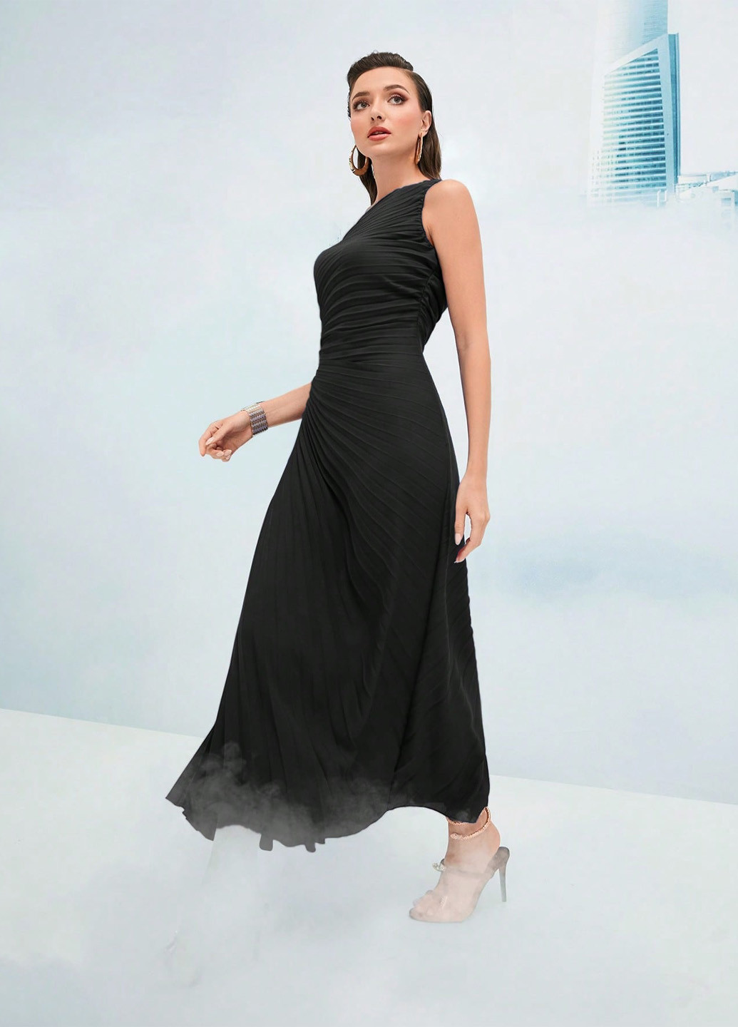 Чорна вечірня сукня на одне плече, плісована SHEIN однотонна