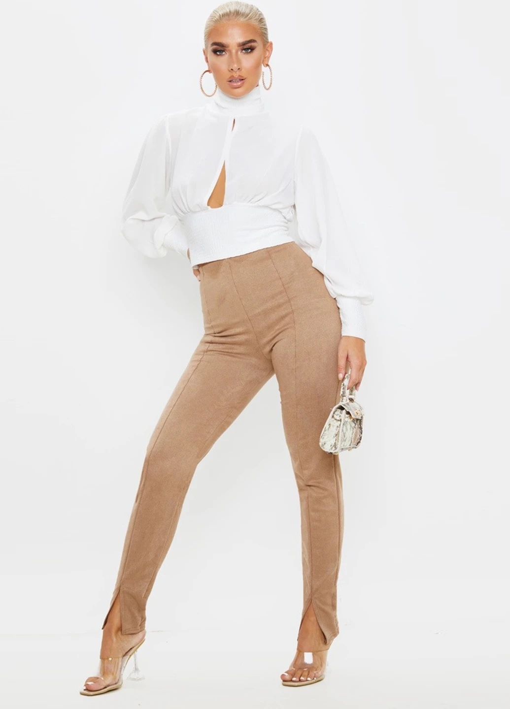 Белая блуза PrettyLittleThing