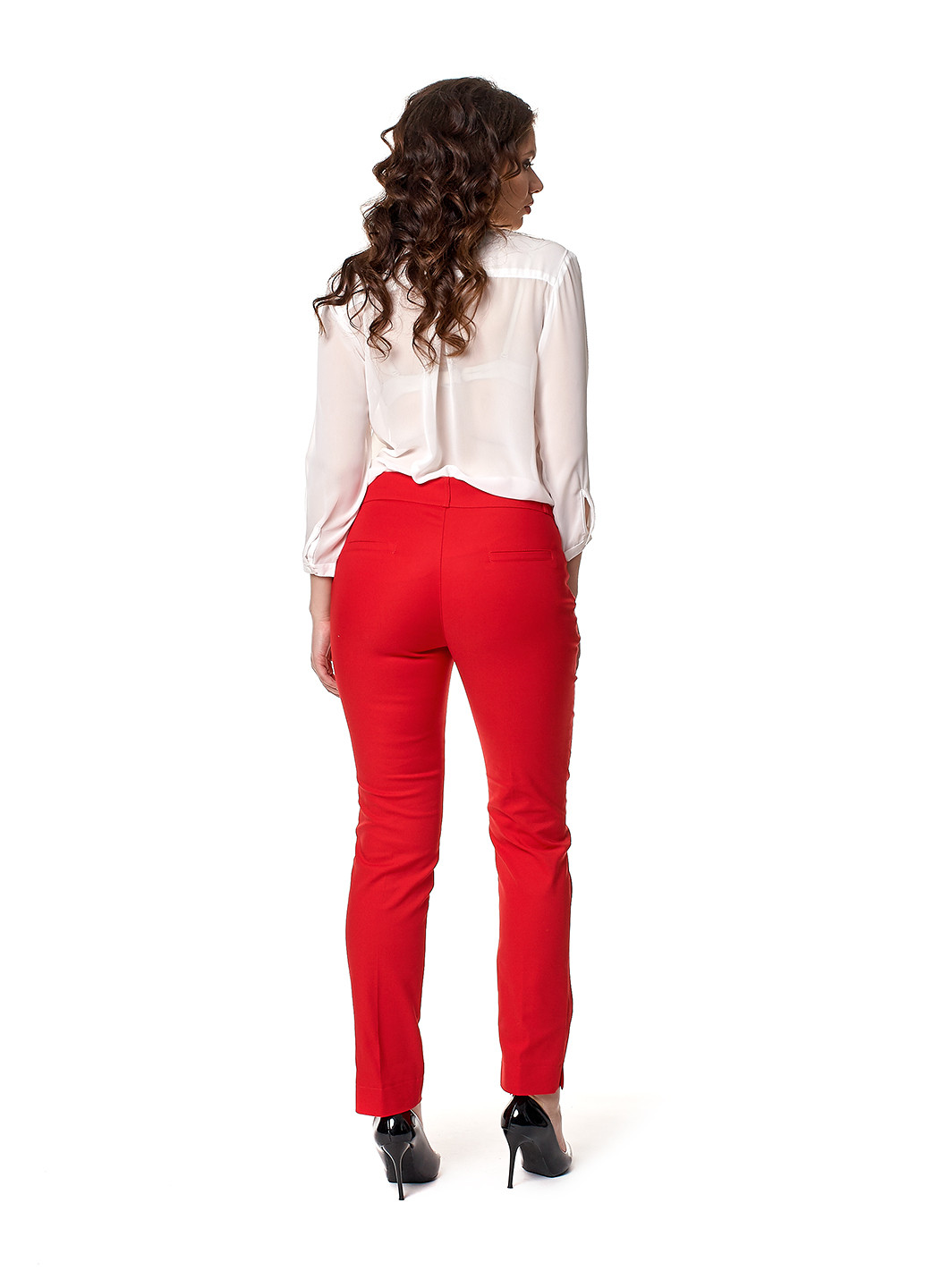 Красные кэжуал демисезонные укороченные, зауженные брюки Ut