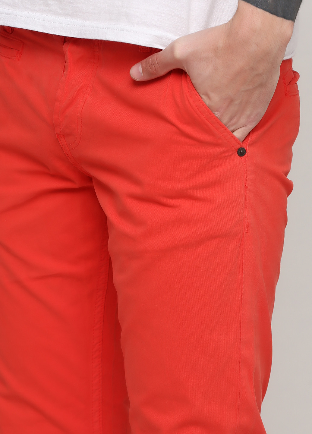 Красные кэжуал демисезонные прямые брюки Tom Tailor