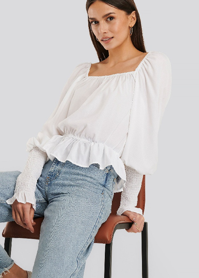 Белая блуза NA-KD