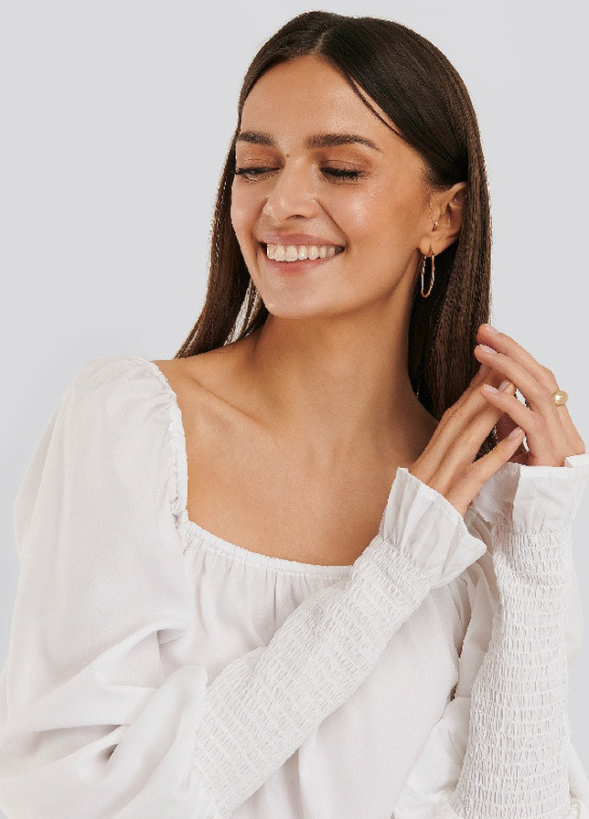 Белая блуза NA-KD