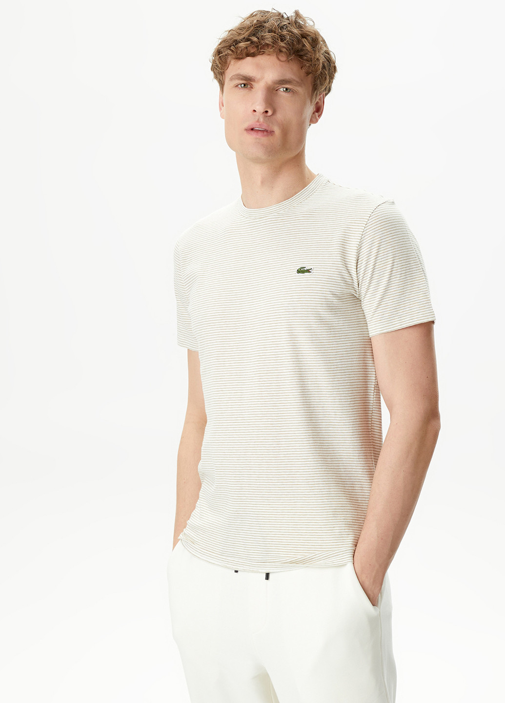 Бежевая футболка Lacoste
