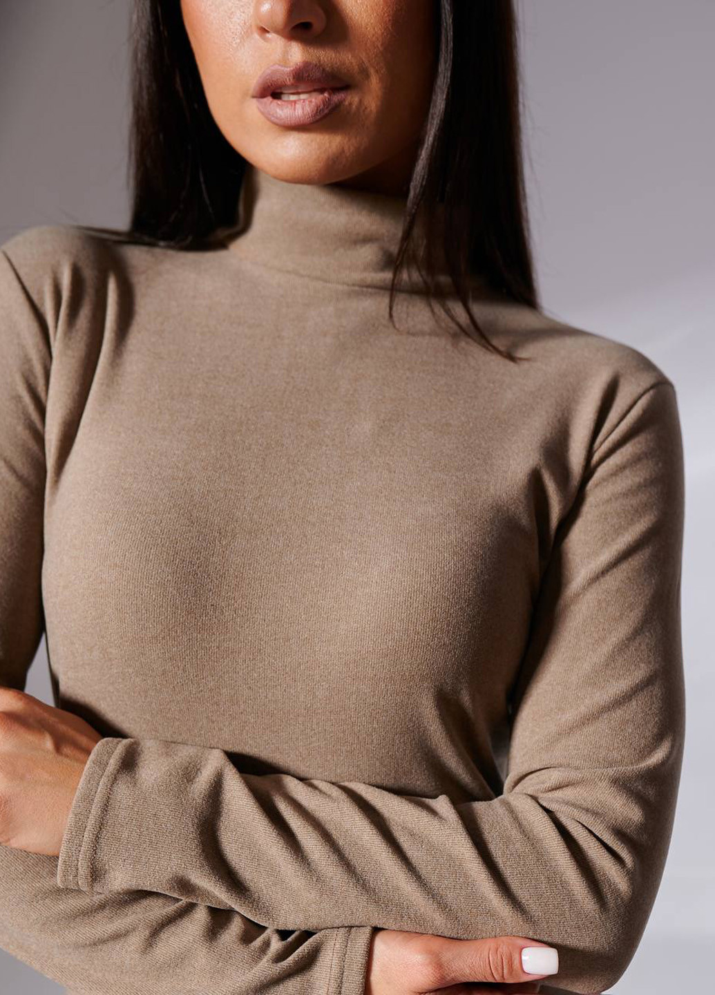 Темно-бежевое кэжуал платье платье-водолазка LibeAmore однотонное