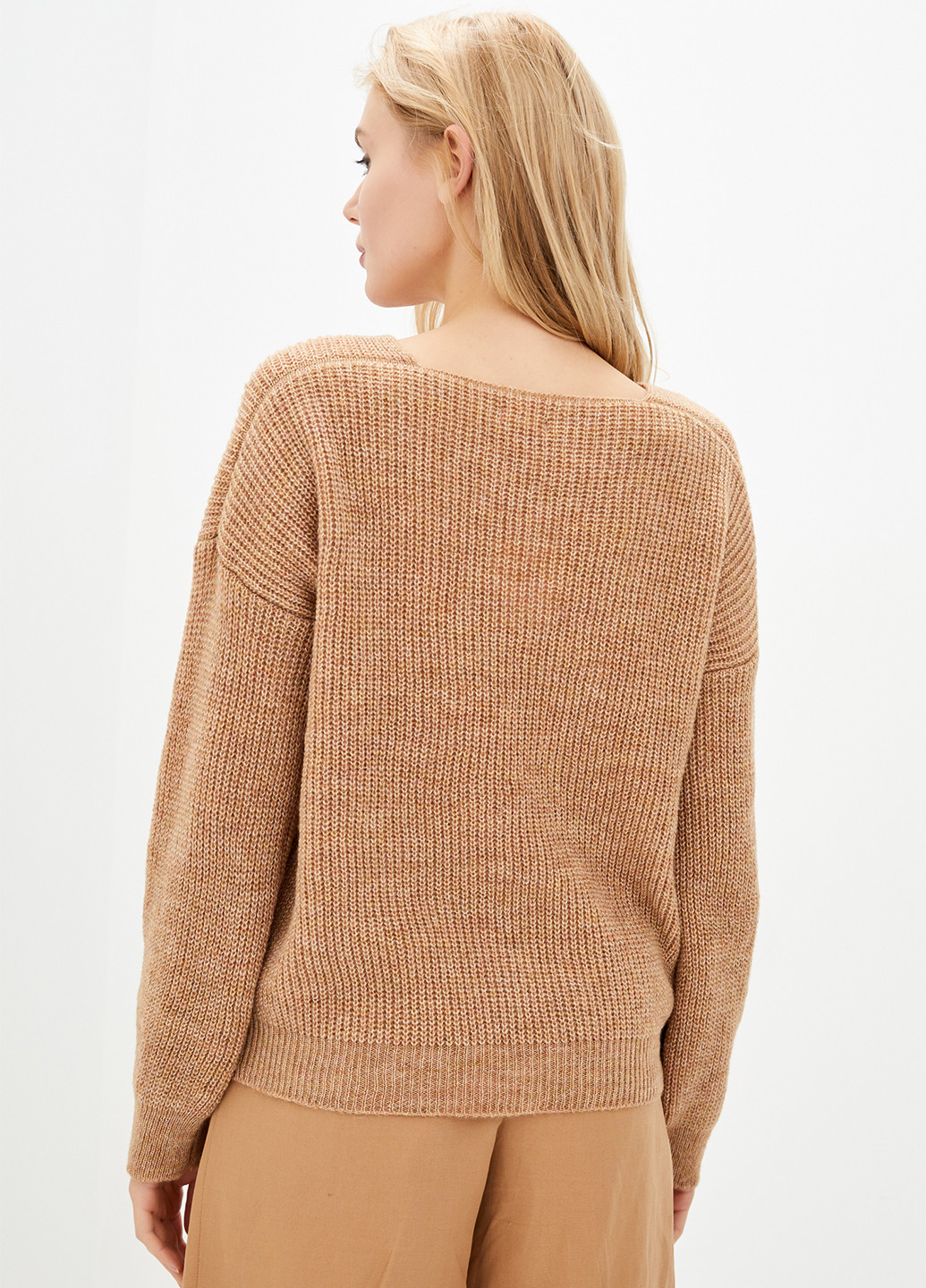 Бежевый демисезонный пуловер пуловер Sewel