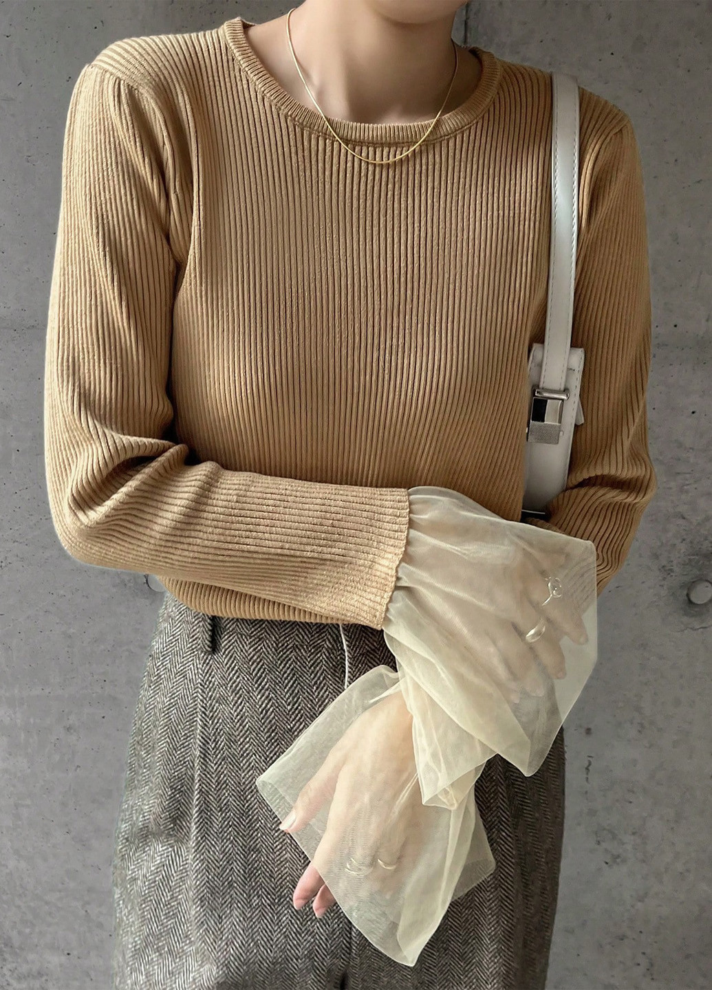 Светло-коричневый демисезонный свитер SHEIN